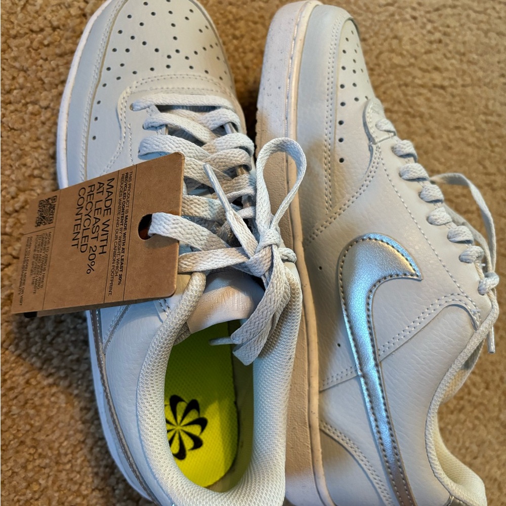 Women’s Nike Court Vision Low light blue size 8.5